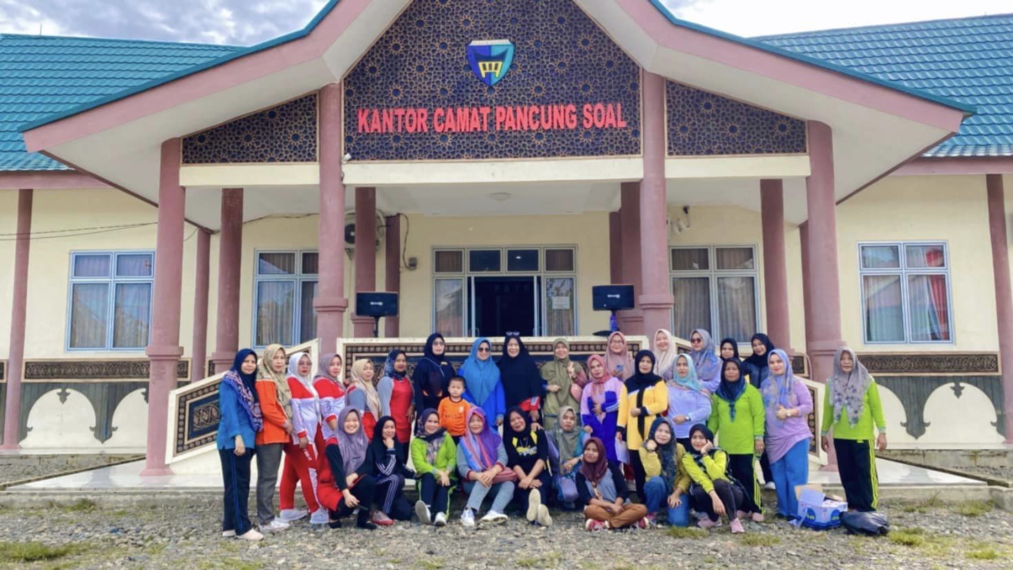 Kegiatan Bulanan Senam TP-PKK Sekecamatan Pancung Soal