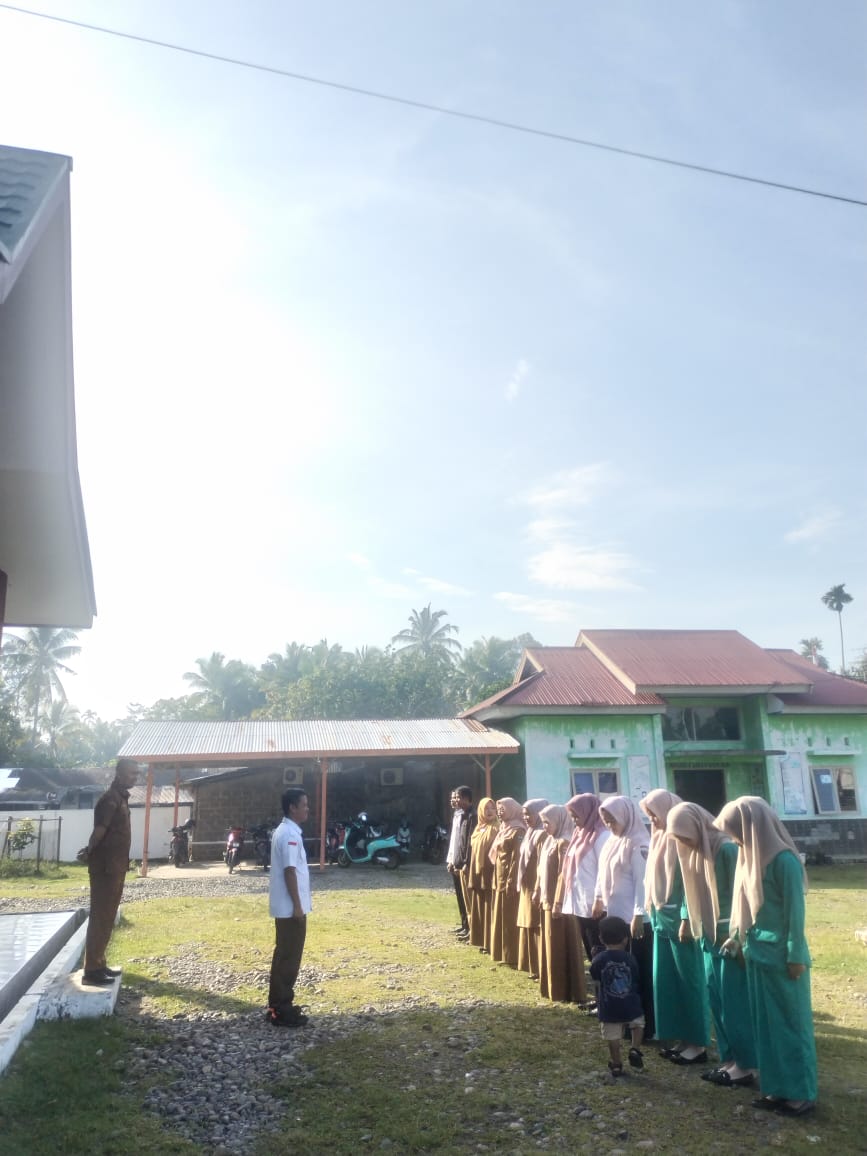  Apel Pagi Staf Karyawan Kantor Camat dan Korlab KB