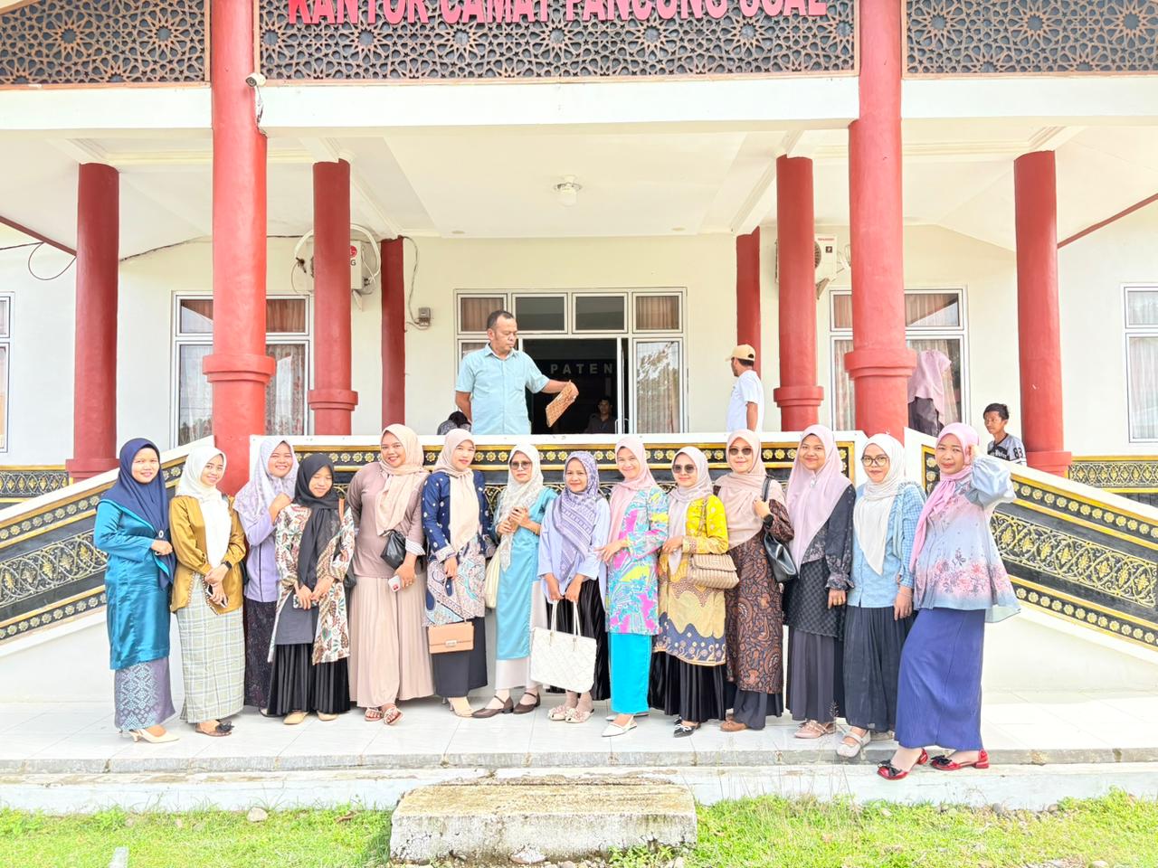  Latihan Vokal Untuk Persiapan Upacara Hari Guru Nasional.