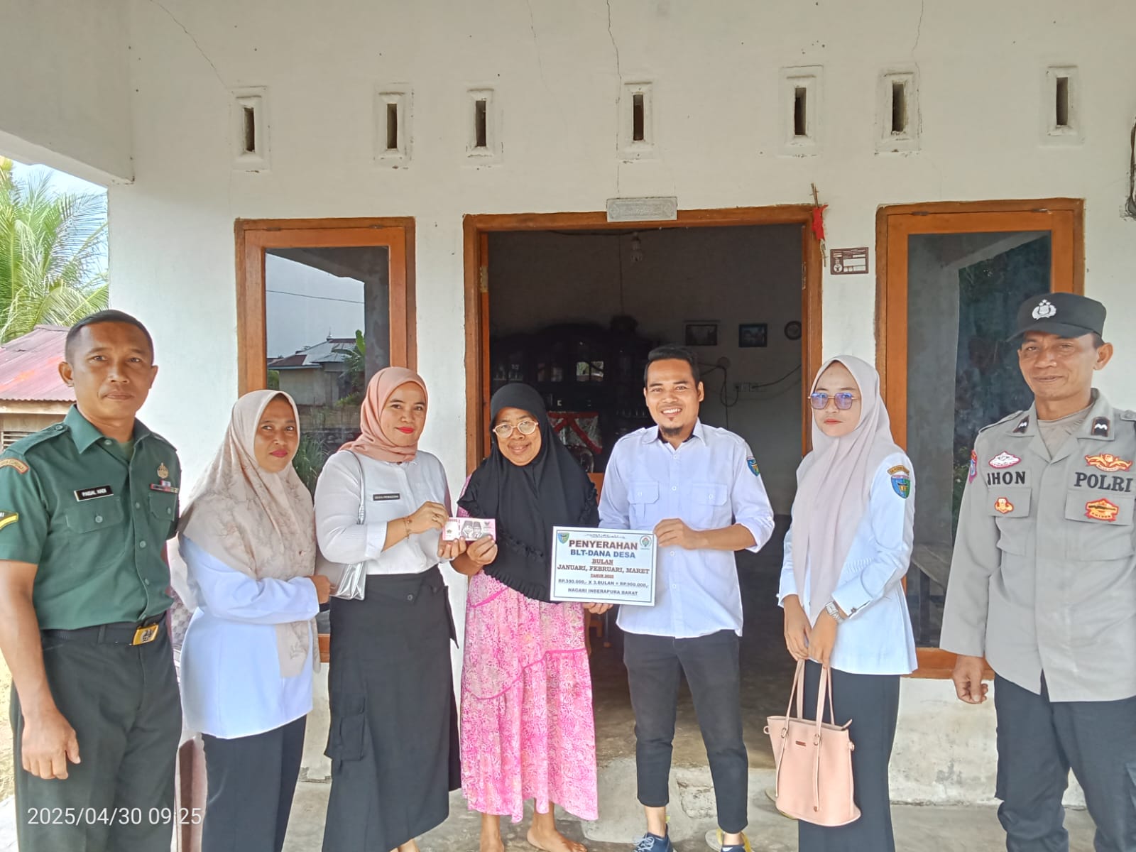 Pembagian BLT Nagari Inderapura Barat