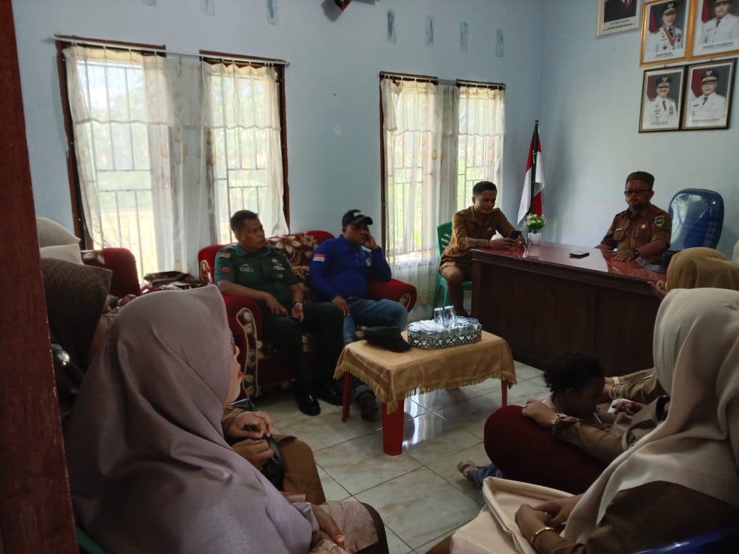 Rapat Masalah Honor TK Nagari Tluk Amplu Inderapura