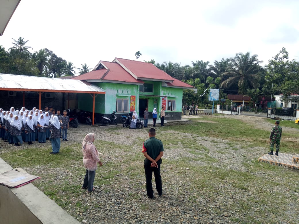 Gladi Resik Upacara Bendera Peringatan Hari Pahlawan 10 November 