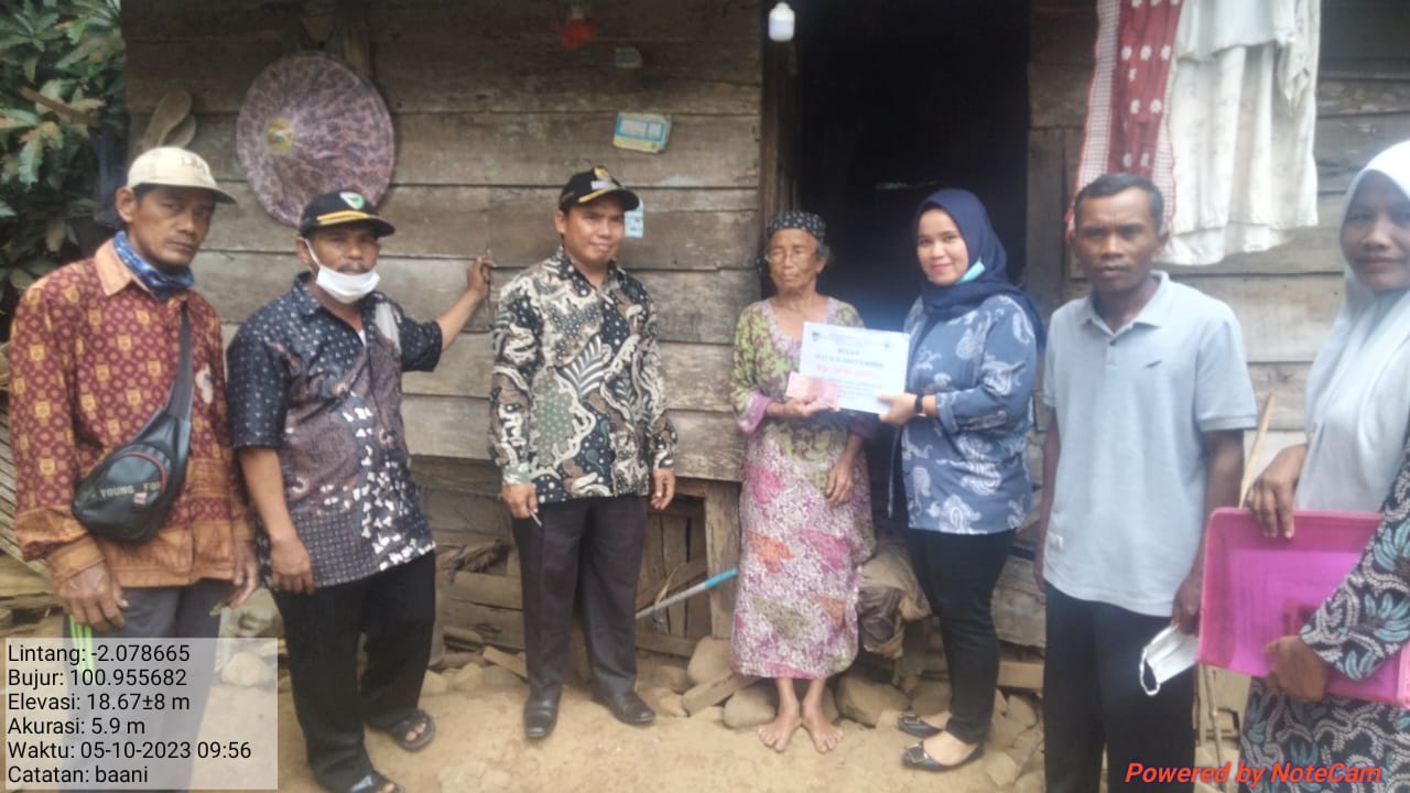 Pembagian BLT di Nagari Simpang Lama Inderapura