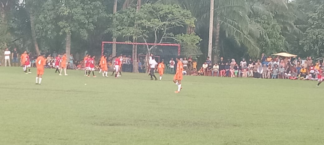 Penutupan Open Turnamen Sepak Bola U 16 Inderapura Tengah