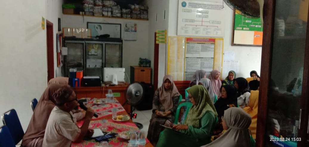 Silaturahmi Tim Penggerak PKK Tluk Amplu dan Penyisipan Struktur PKK