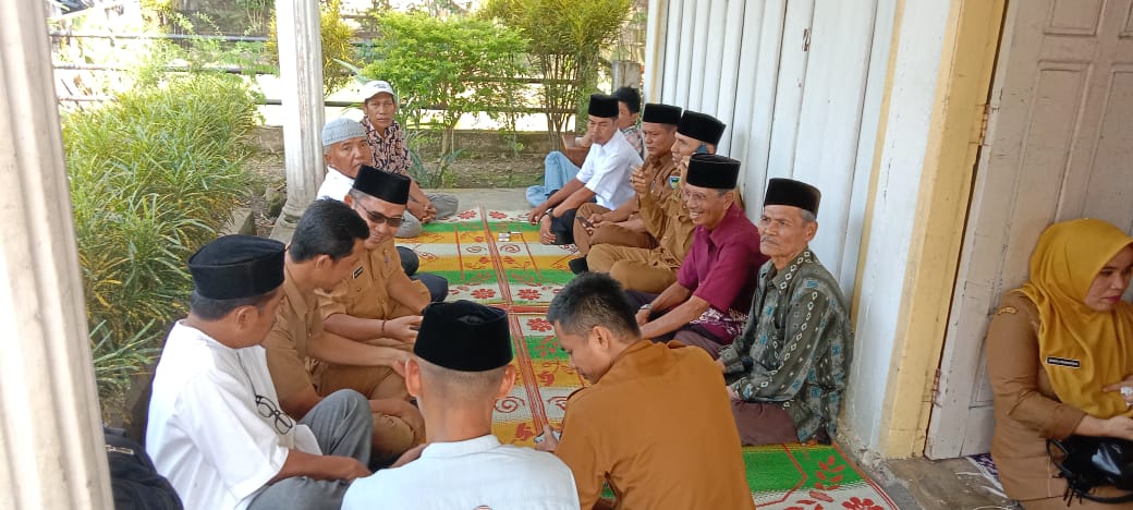 Takziah ke Rumah Duka di Inderapura Tengah