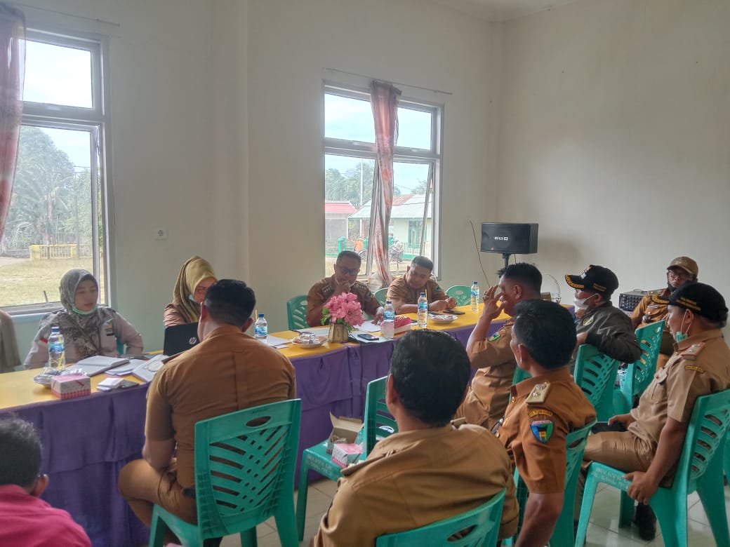 Koordinasi dengan Pendamping PKH dan Dinas Sosial Kabupaten Pesisir Selatan